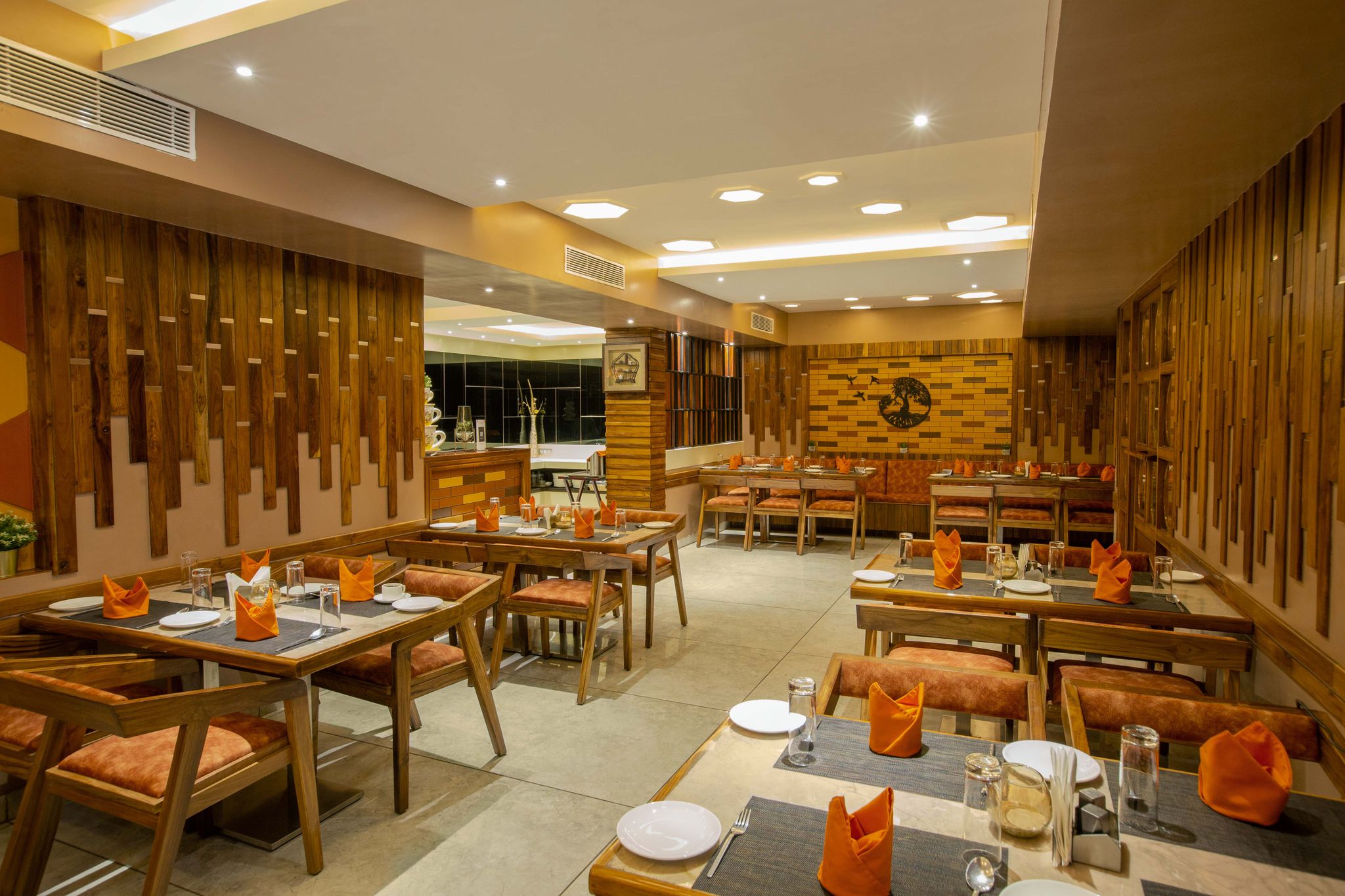 Food & Dining