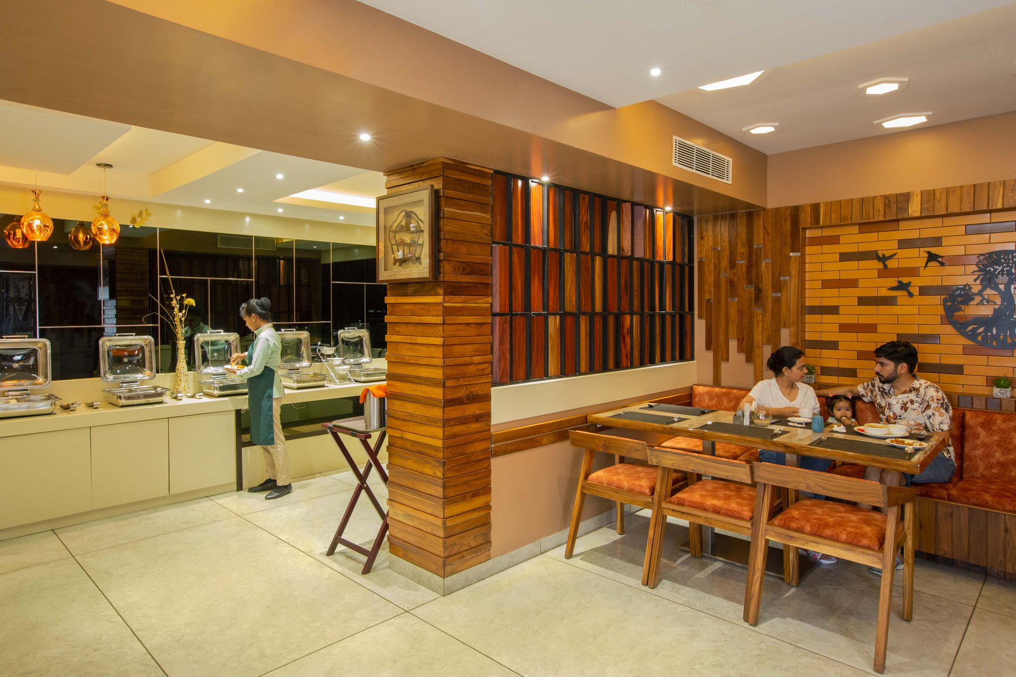 Food & Dining
