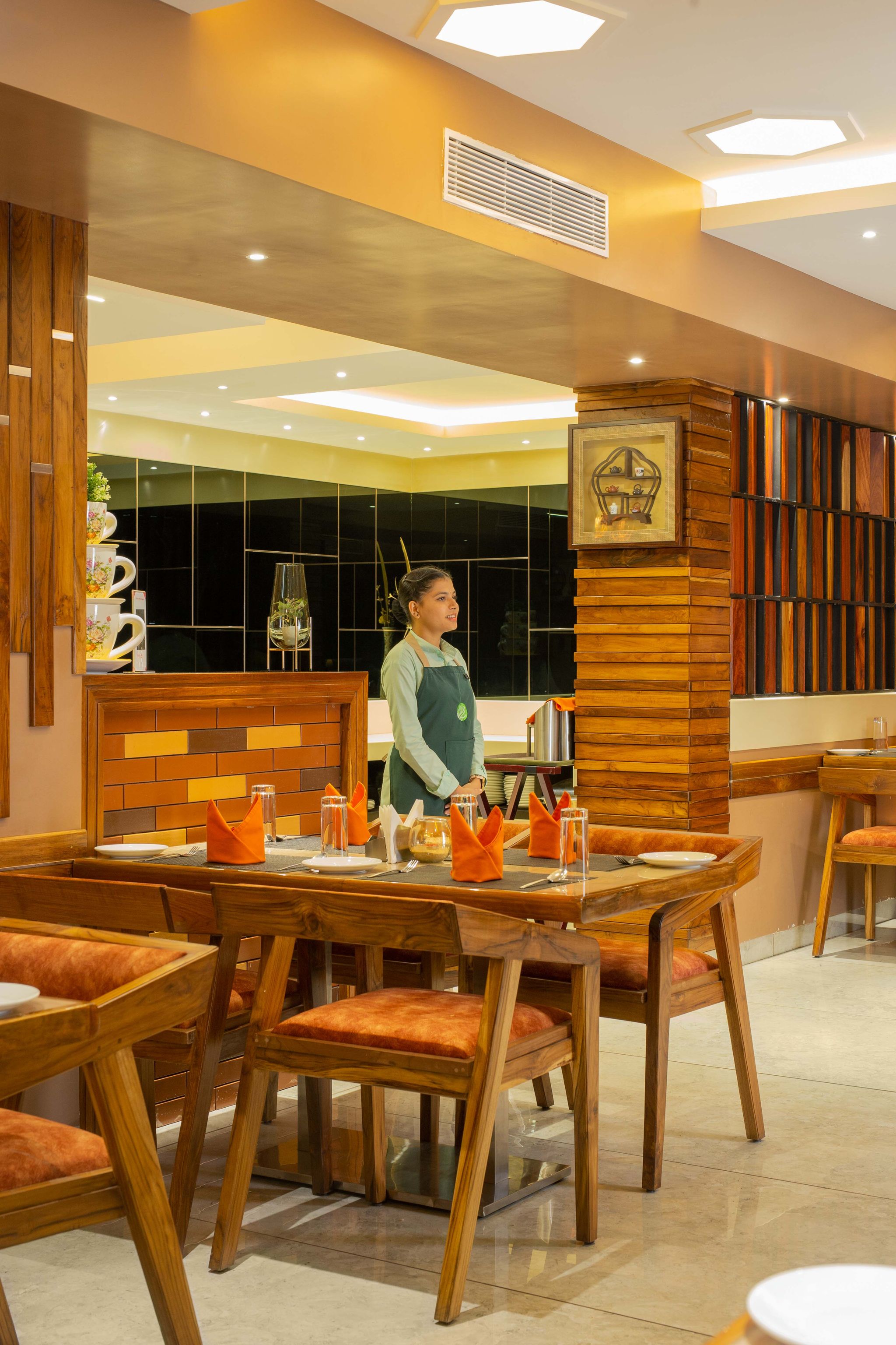 Food & Dining
