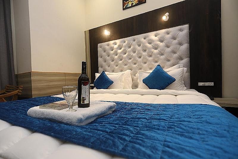Economy Room
