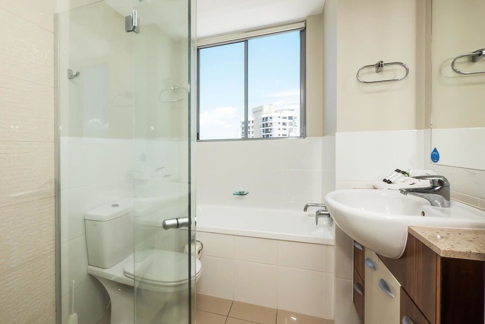Trilogy Surfers Paradise 2 Bedroom 1 Bathroom Apartment 7