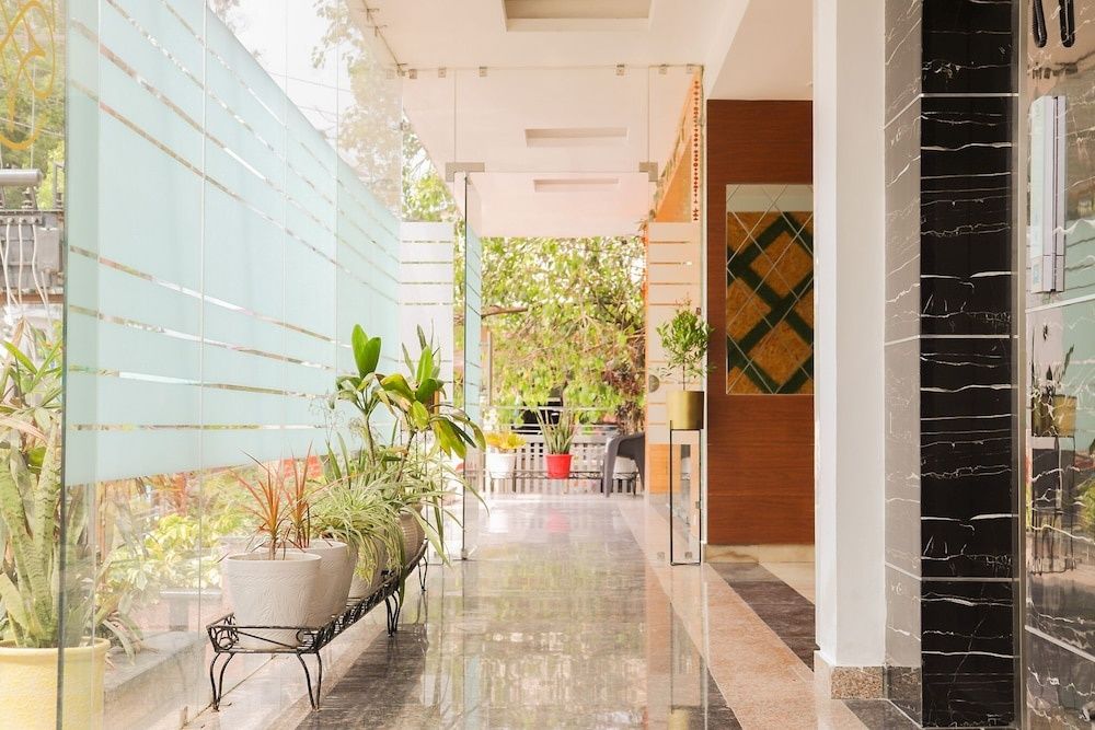 undefined Hotel Royal Palm 8