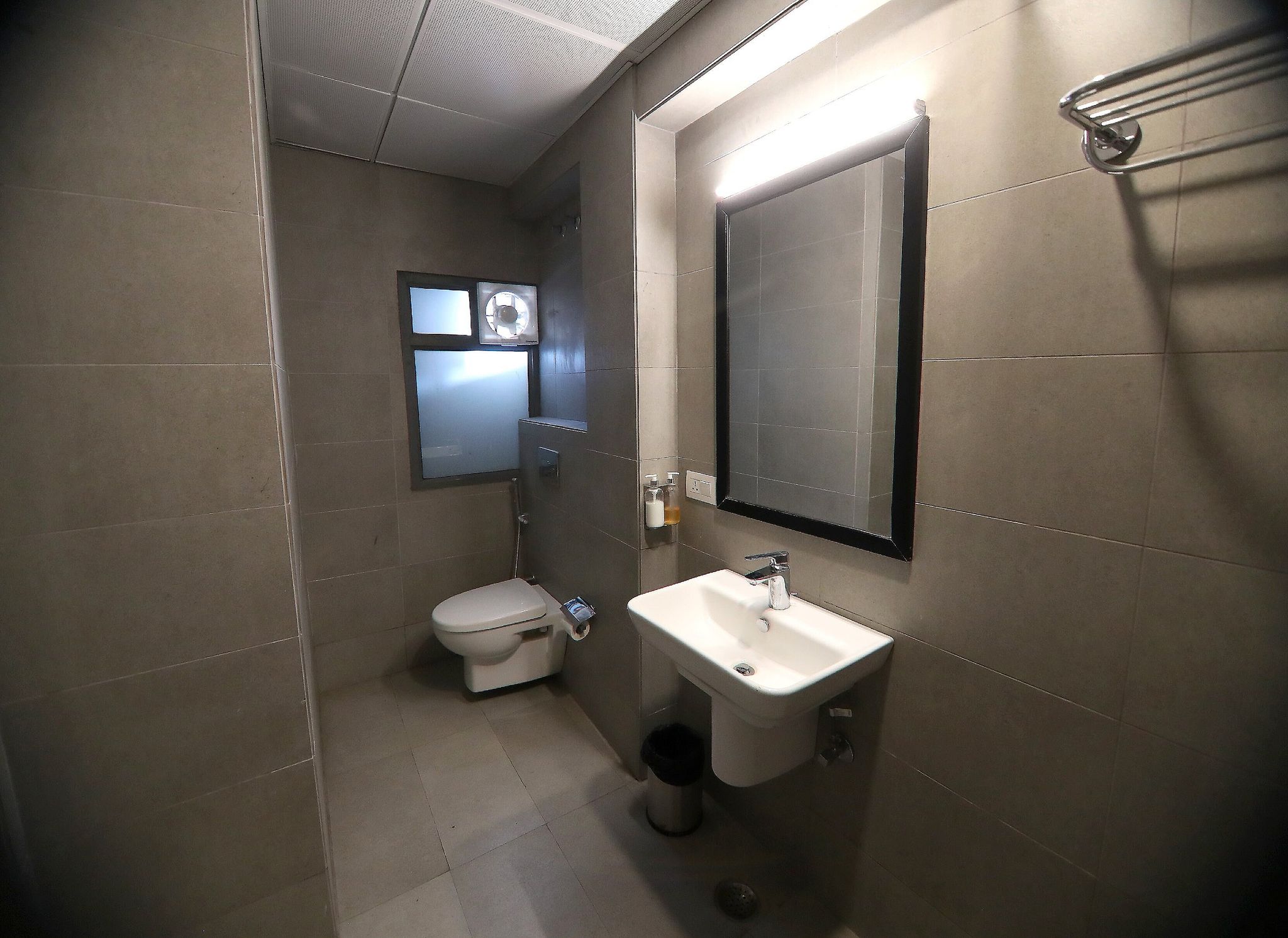 Hotel Imperial Jaipur Deluxe Double Bed 2