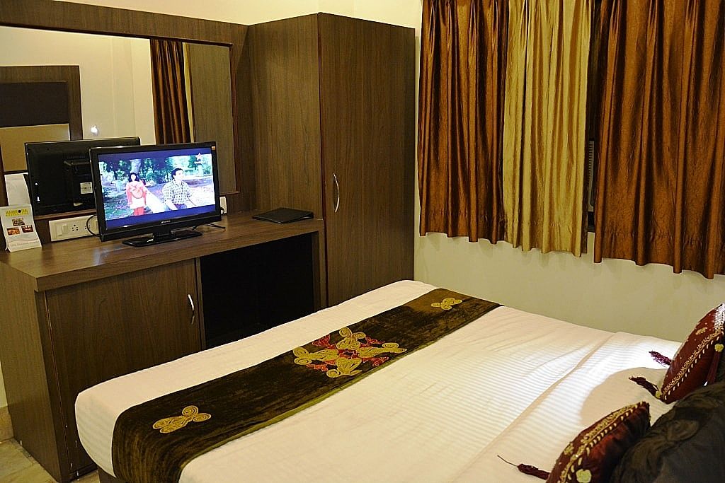 Hotel Ambassador Standard Room