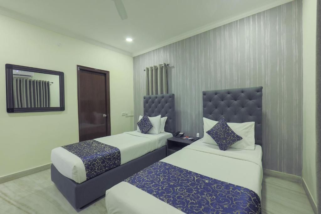 Hotel Athome & Serviced Apartments By Deccan Serai Hotels Standard Room 4