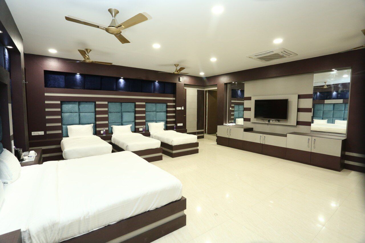 undefined The Grand Lajja 9