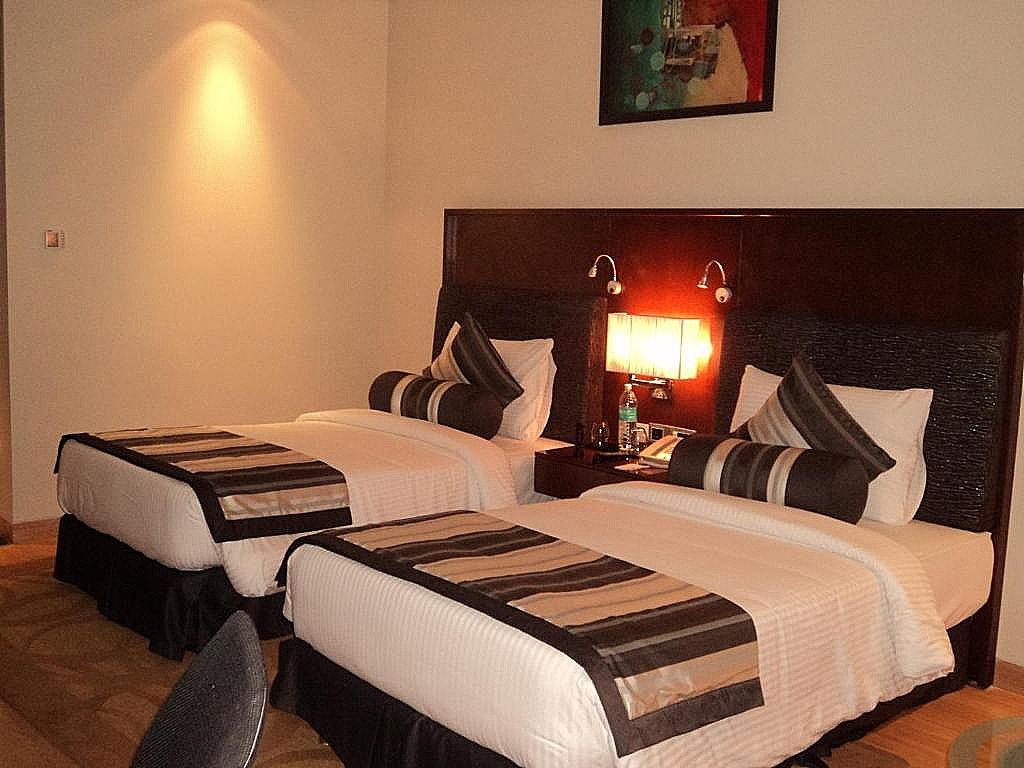 Standard Twin Bedded Room