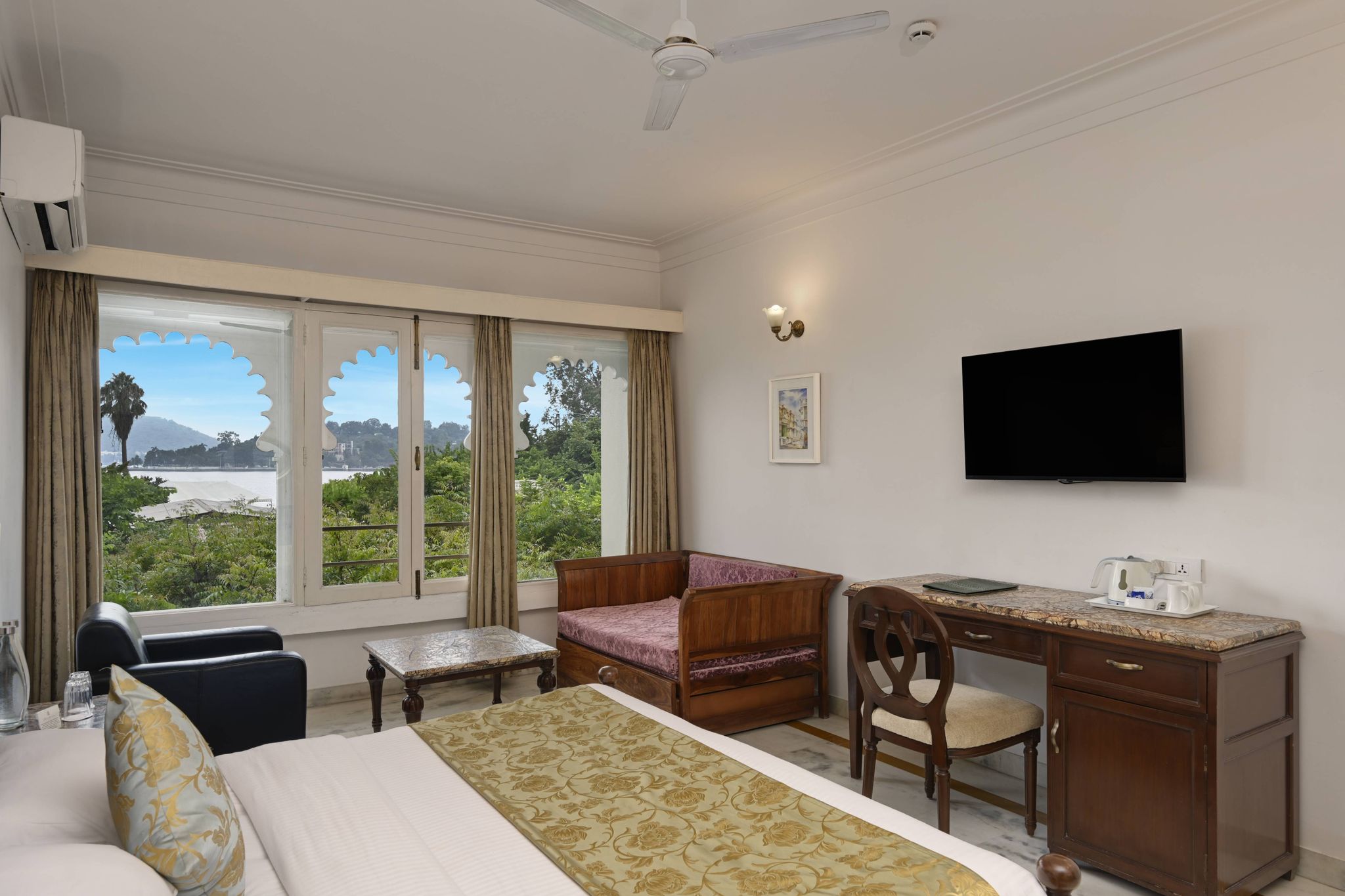 Double Room with Lake View