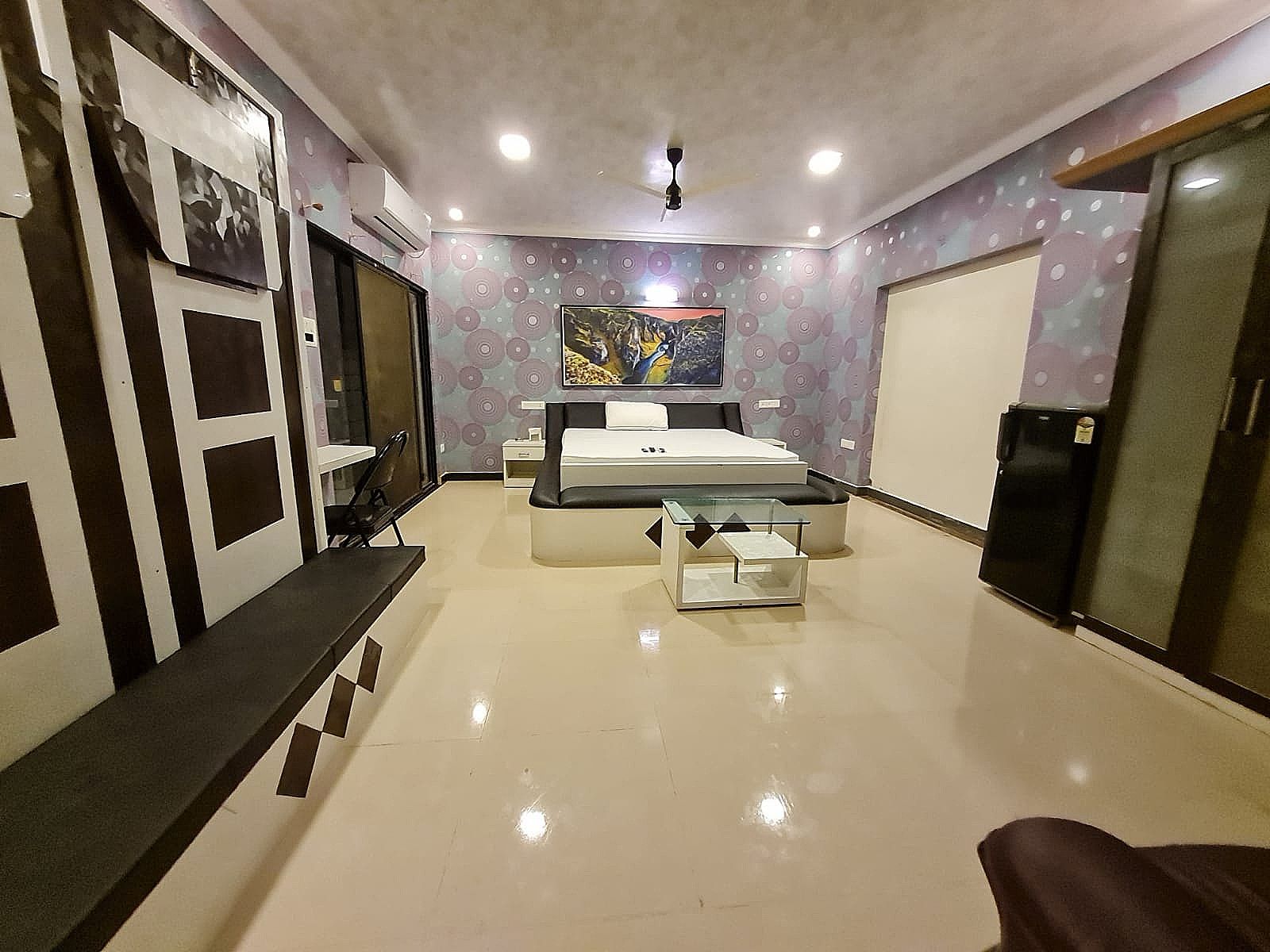 Luxury 2 Bedroom Apartment