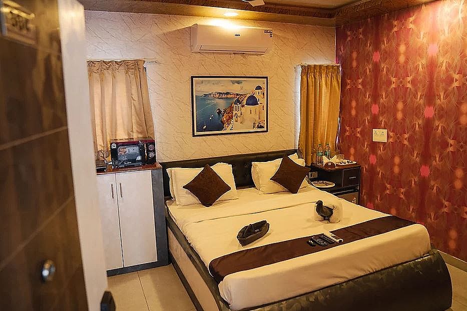 undefined Seasons Suites-JP Nagar 4