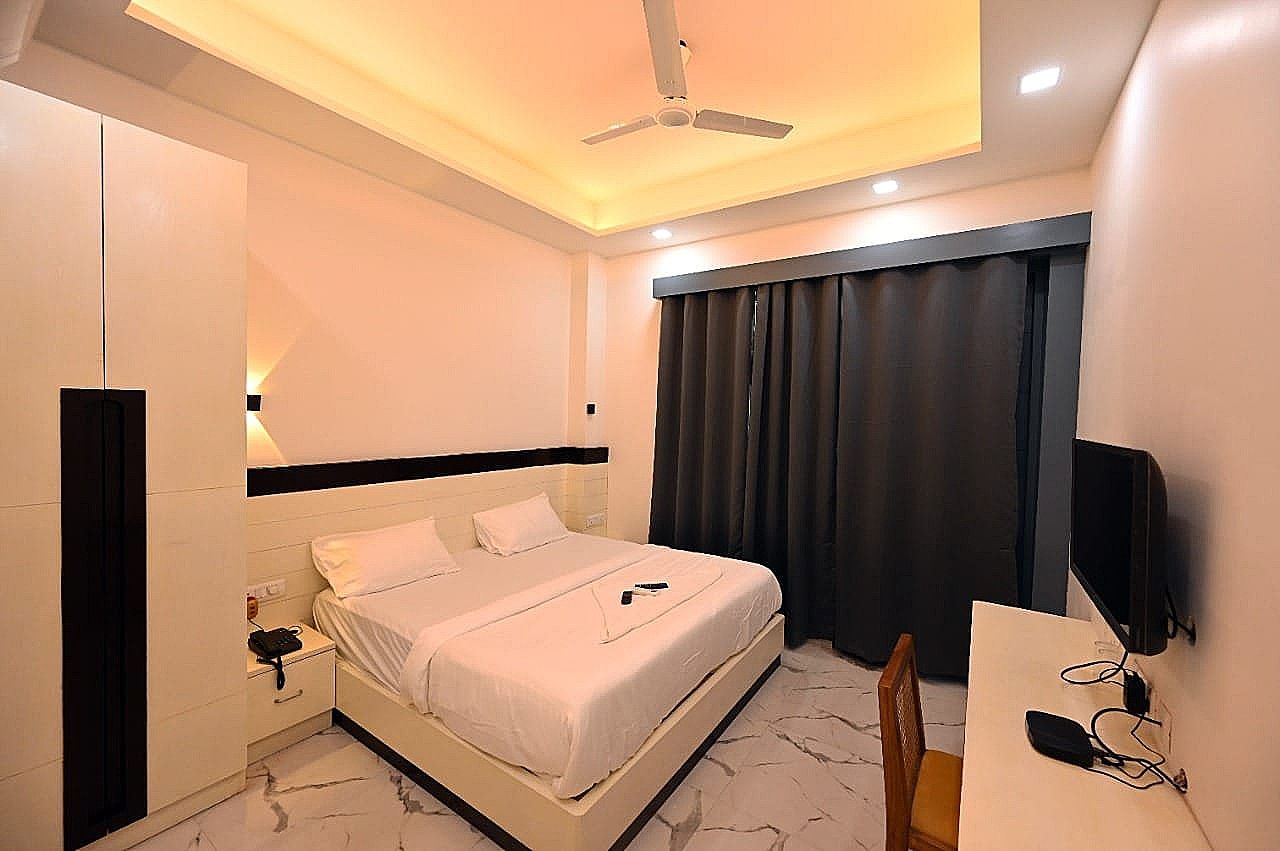 Hotel Prago by Green Deer Standard Room(Twin Bed)