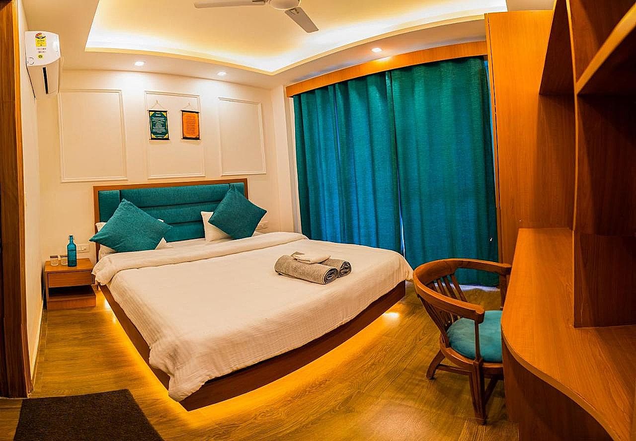 Bed in 4 bed Male Dormitory