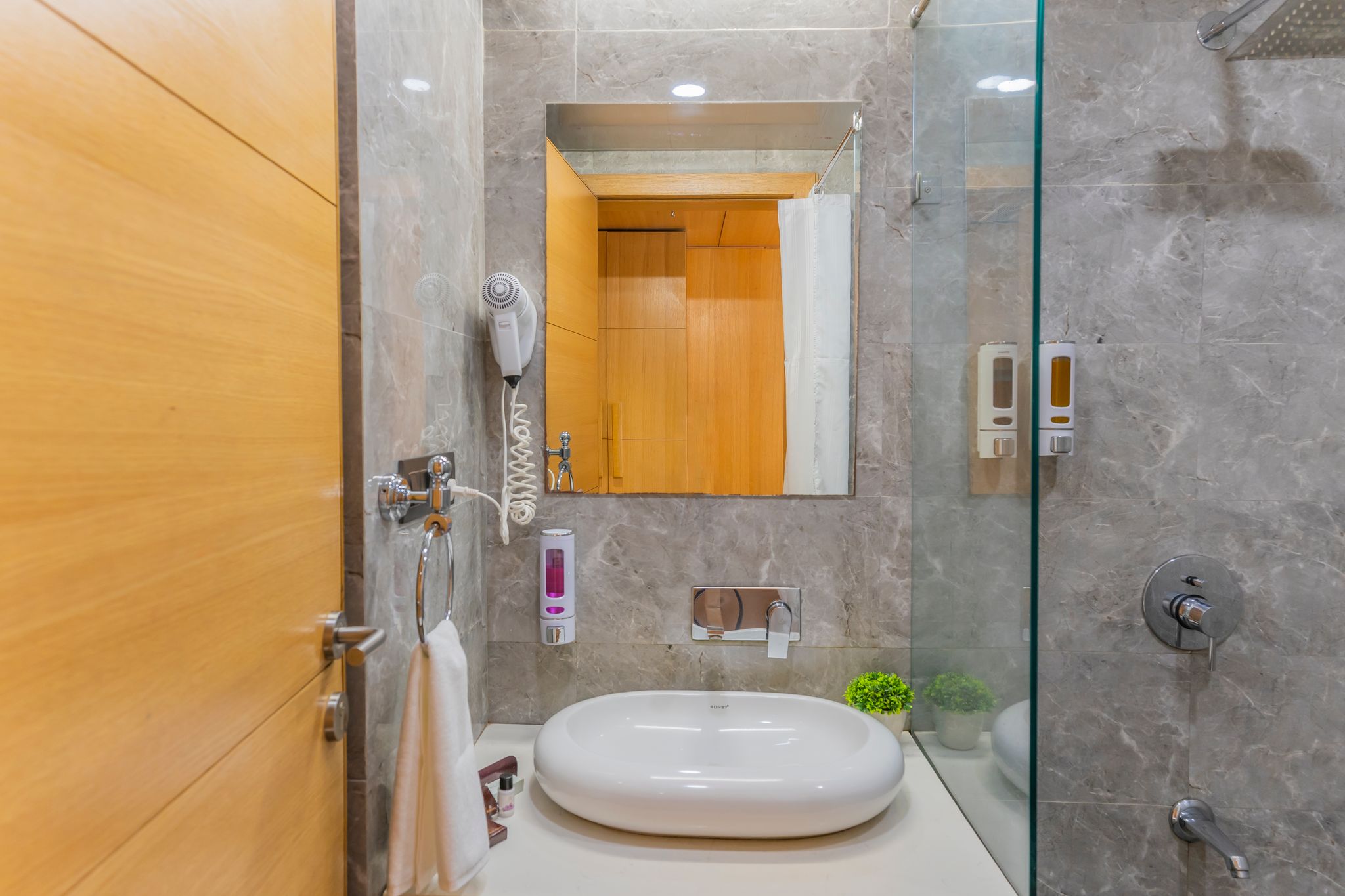 Hotel Palash Regency Deluxe Double Room 10