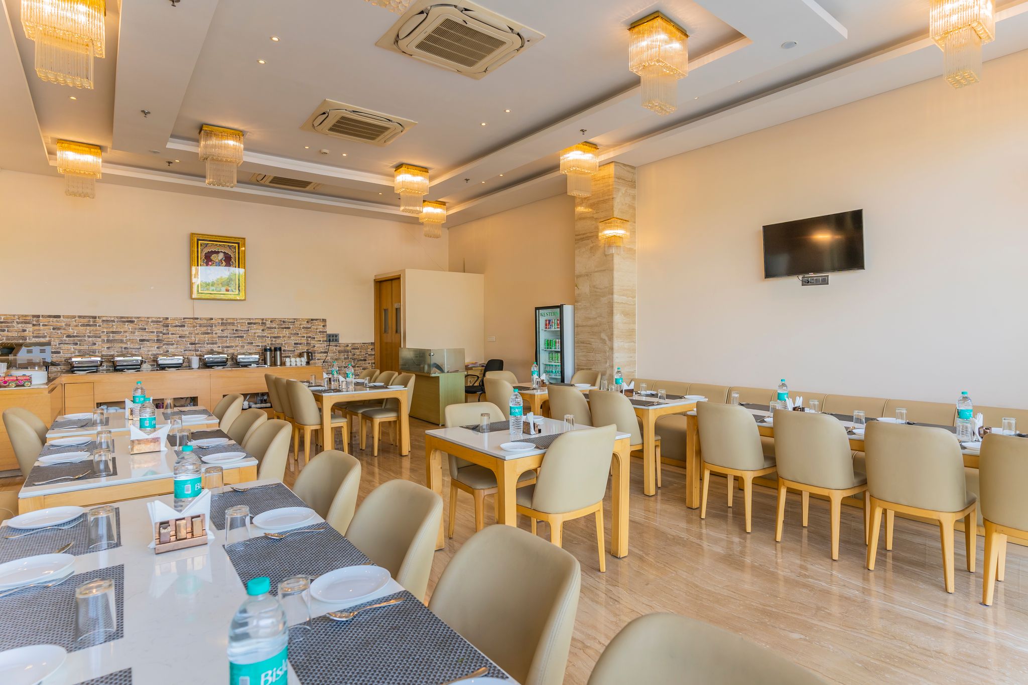Food & Dining