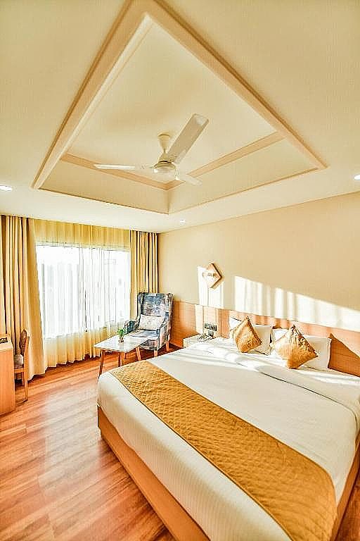 Hotel Palash Regency Deluxe Double Room 4