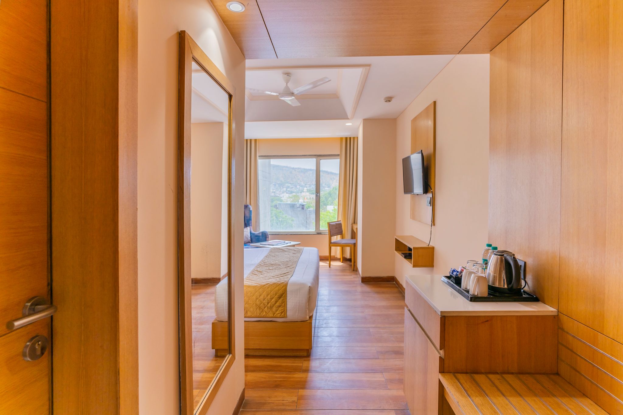 Hotel Palash Regency Deluxe Double Room 15