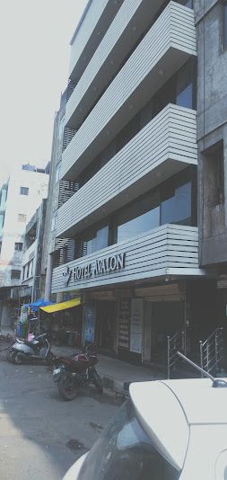 undefined Hotel Avalon 7