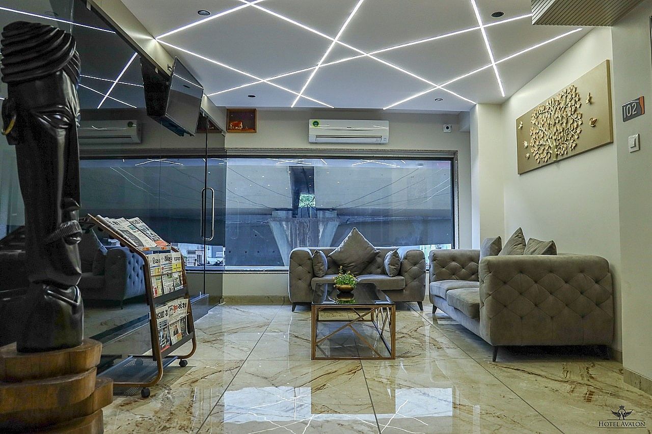 undefined Hotel Avalon 3