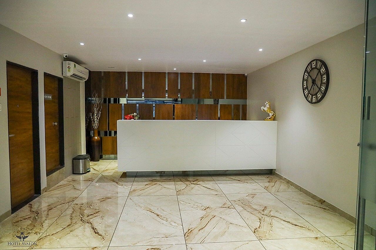 undefined Hotel Avalon 2