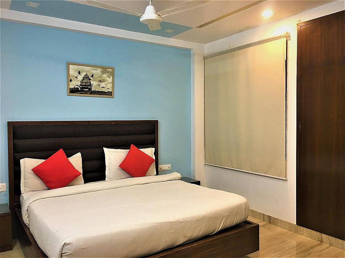 Downtown Travelodge Standard Double Room 3