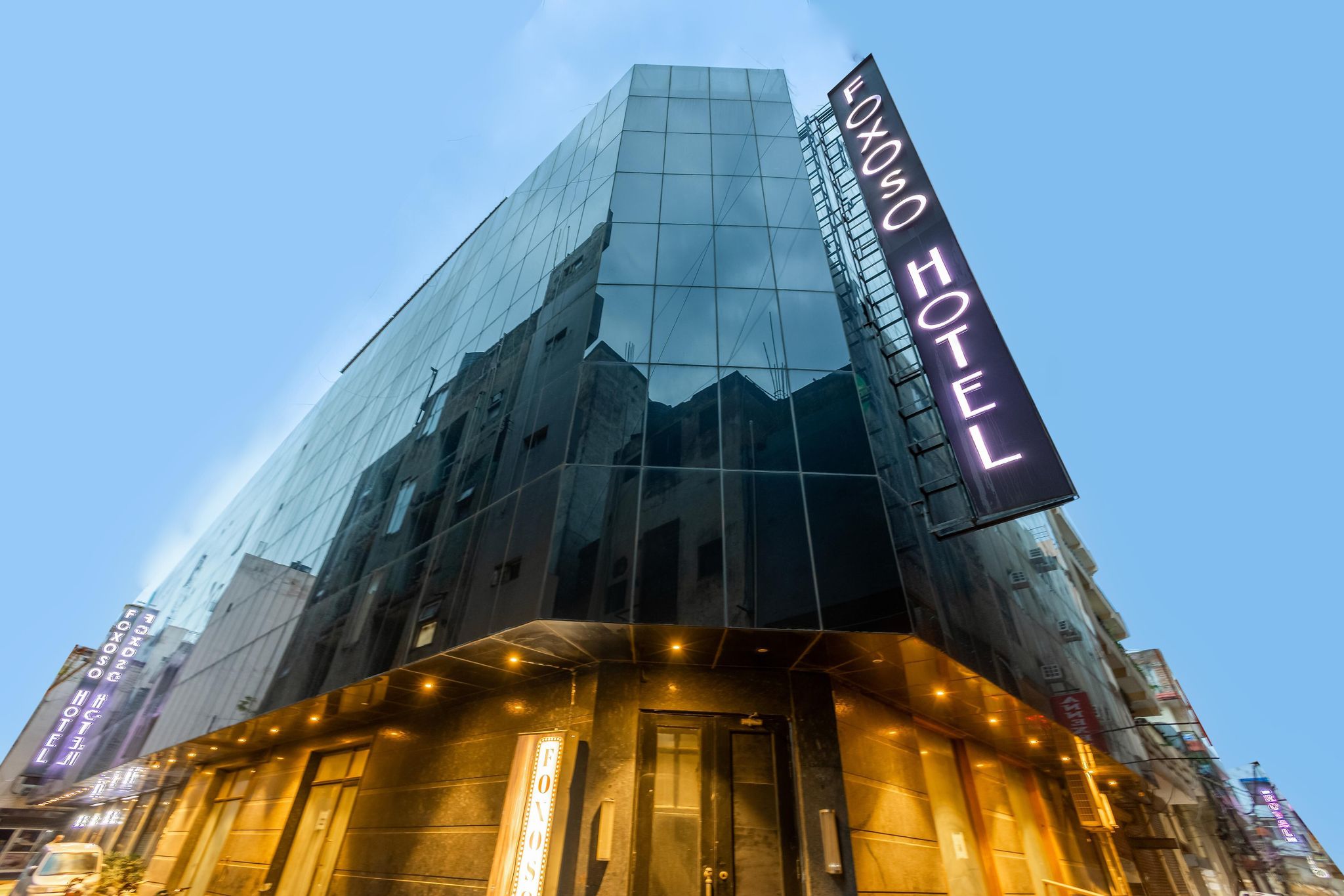 undefined Foxoso Hotel Delhi Airport 9
