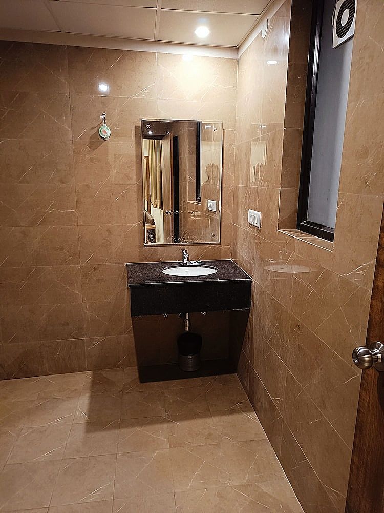 Hotel Mayda Inn- A Boutique Hotel, New Delhi Deluxe Double or Twin Room, City View 22