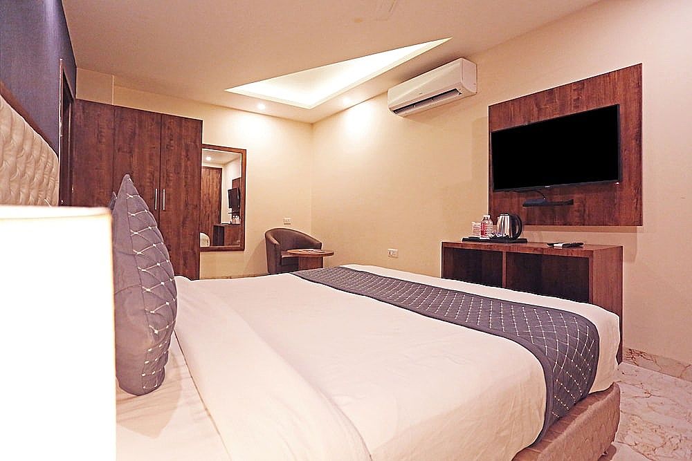 Hotel Mayda Inn- A Boutique Hotel, New Delhi Deluxe Double or Twin Room, City View 16