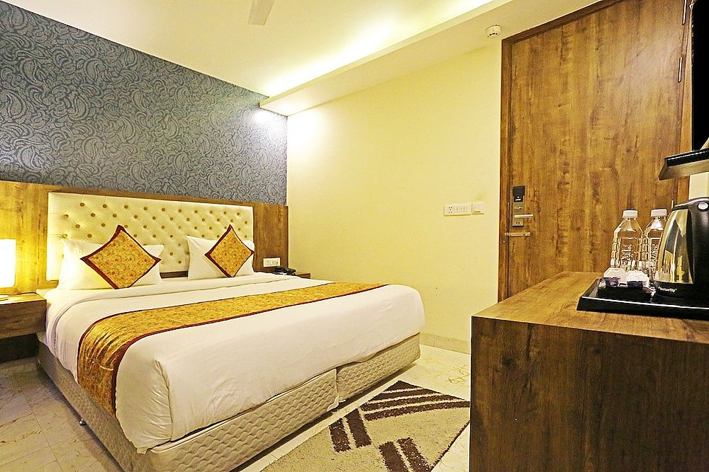 Hotel Mayda Inn- A Boutique Hotel, New Delhi Deluxe Double or Twin Room, City View 12