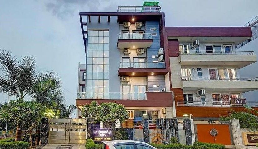 undefined Hotel Vibe Blue - Sector 70