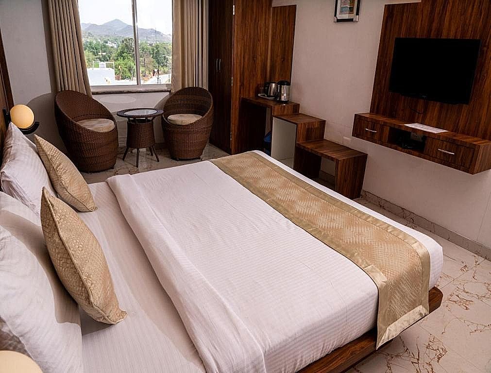 Hotel Agnija Deluxe Double Room 3