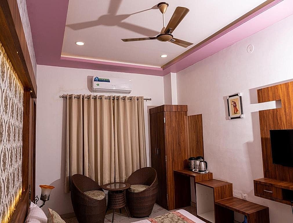 Hotel Agnija Deluxe Double Room 9