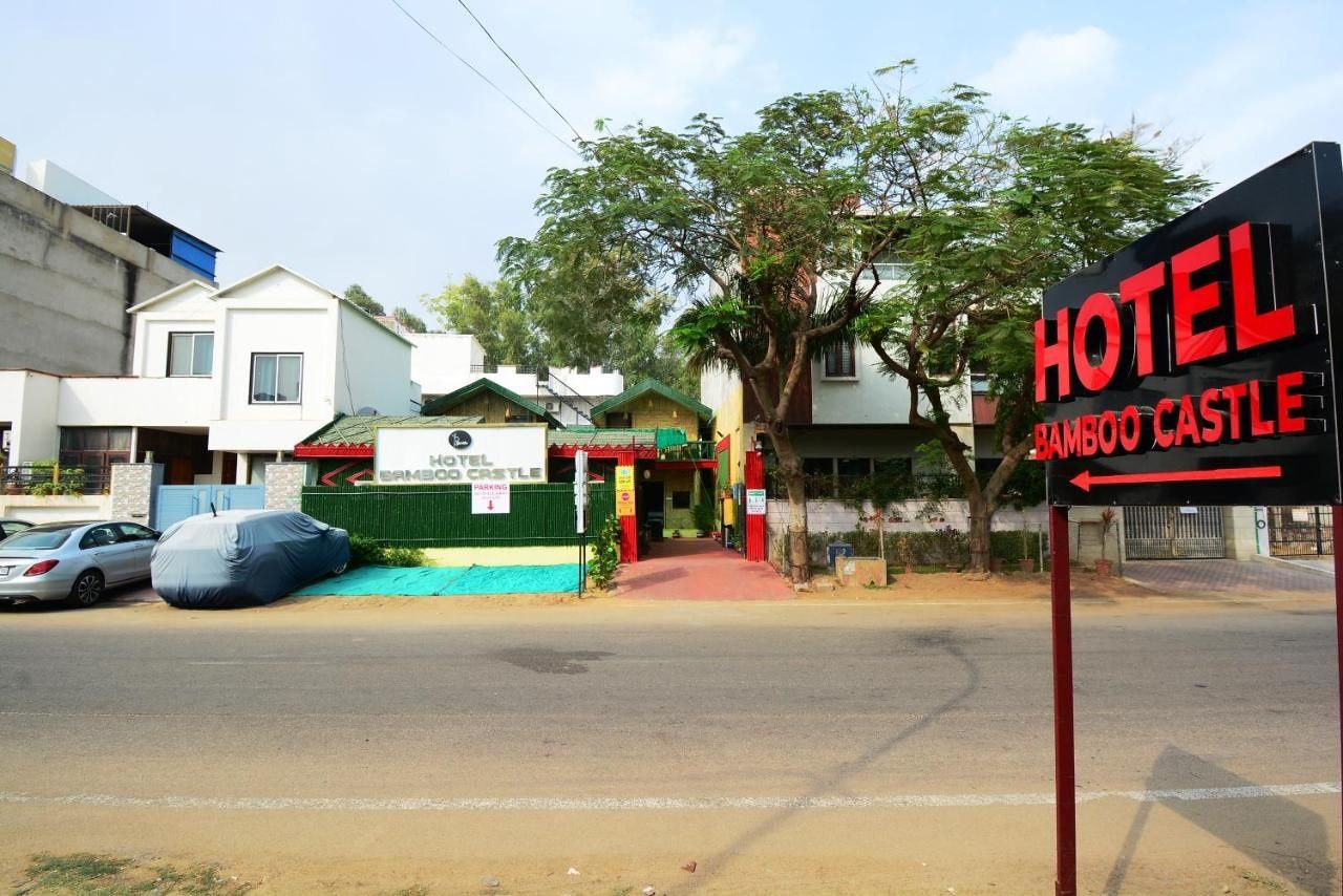 undefined Hotel Bamboo Castle 6