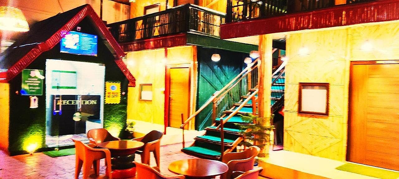 Hotel Bamboo Castle