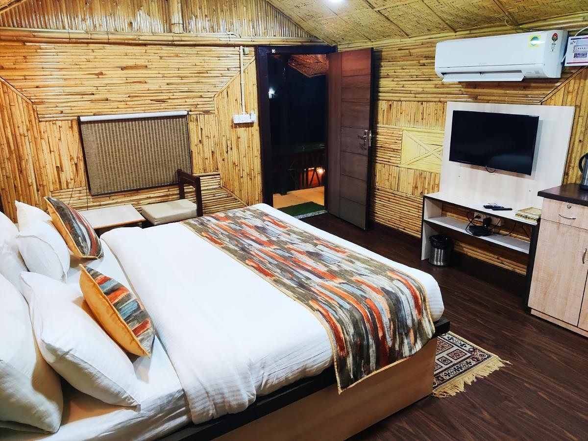 King Room with Balcony