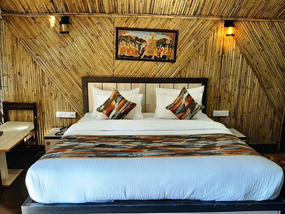 Hotel Bamboo Castle