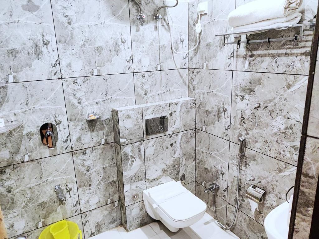 Hotel Bamboo Castle Deluxe Room 7