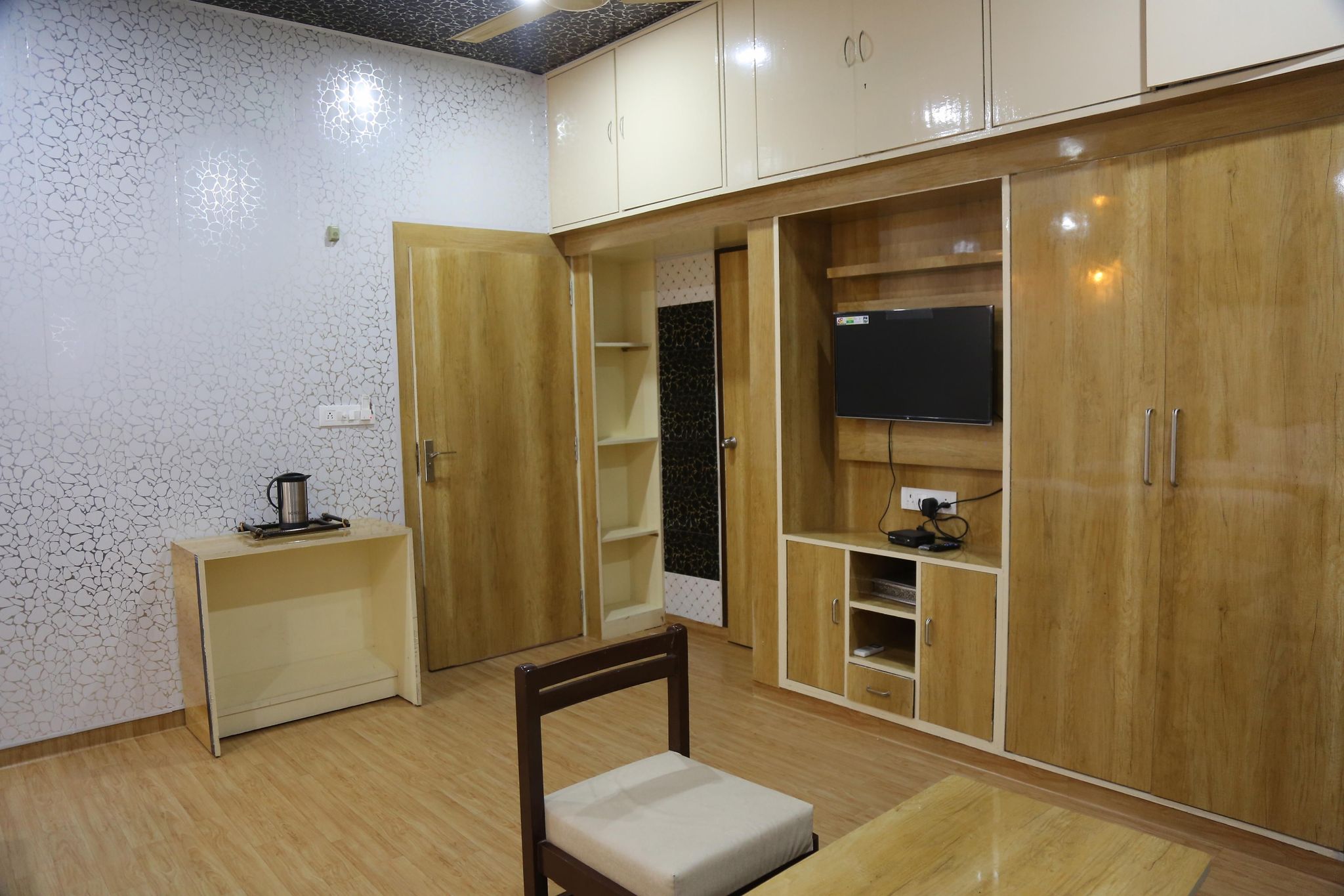 Hotel Bamboo Castle