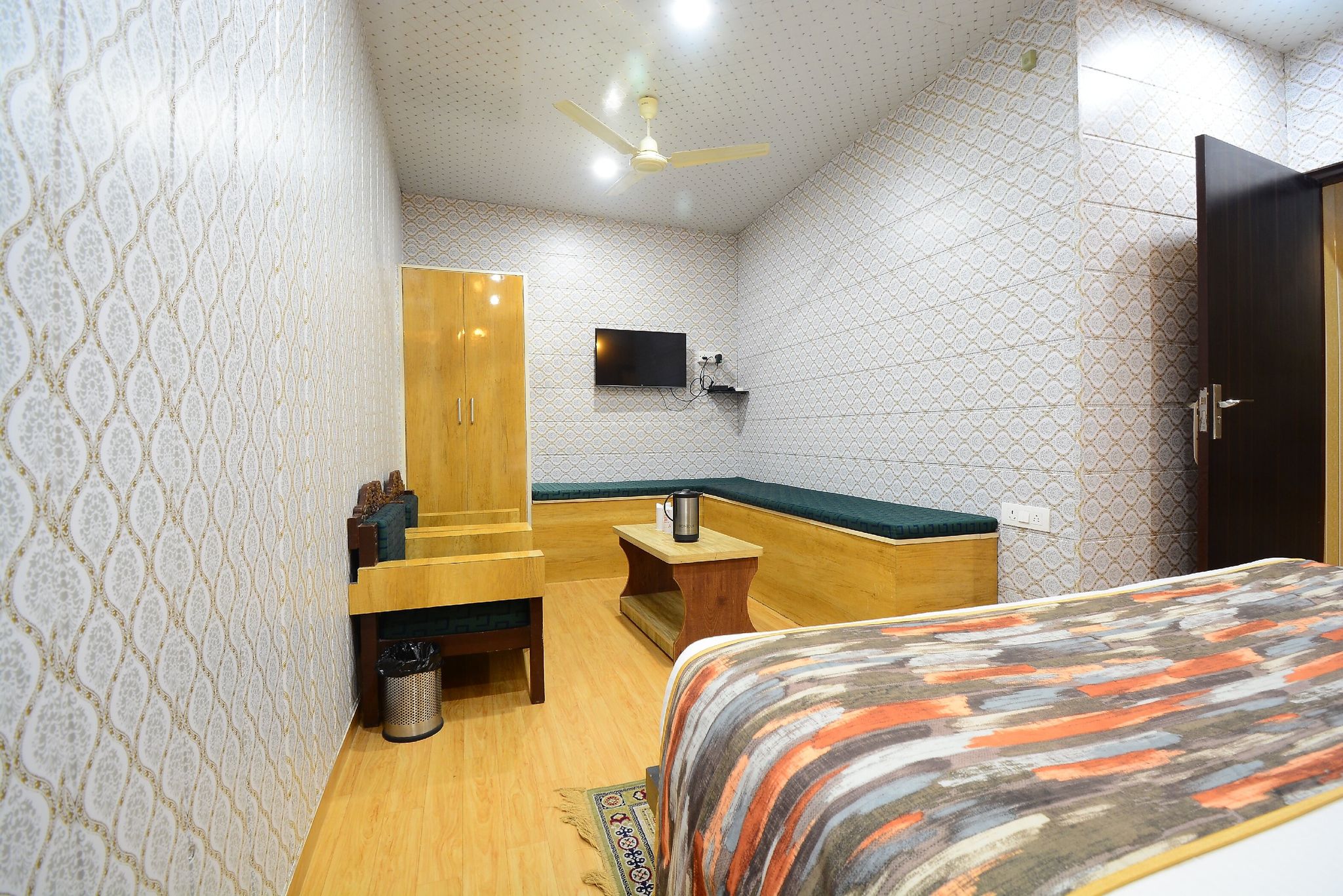 Hotel Bamboo Castle