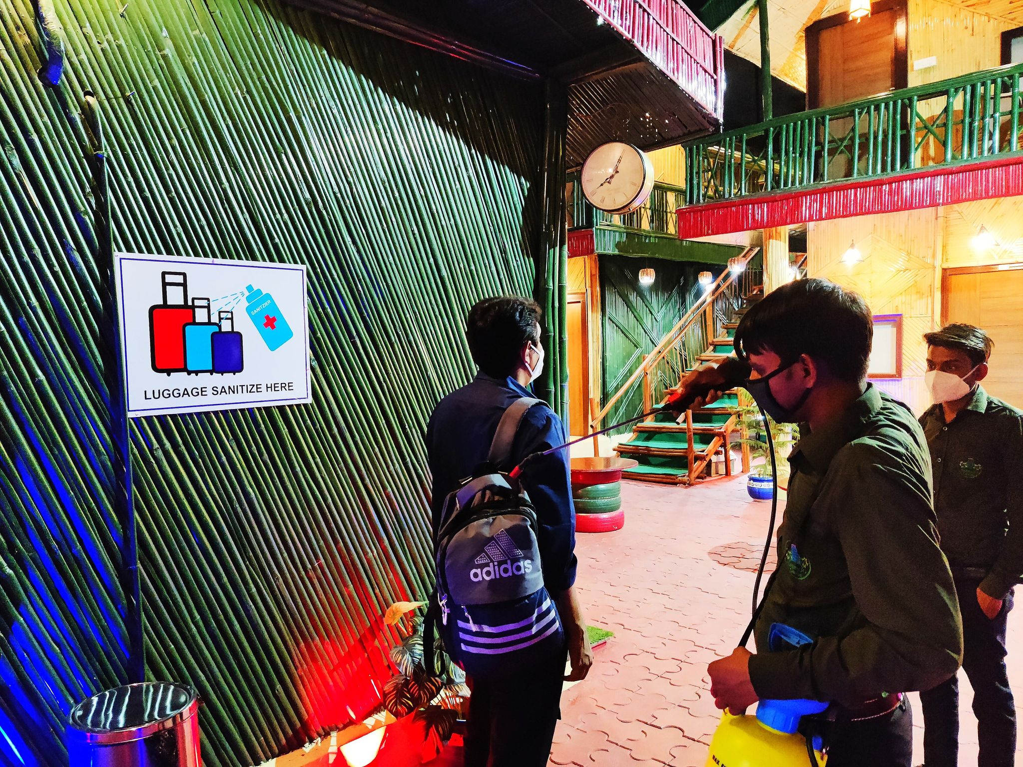 Hotel Bamboo Castle