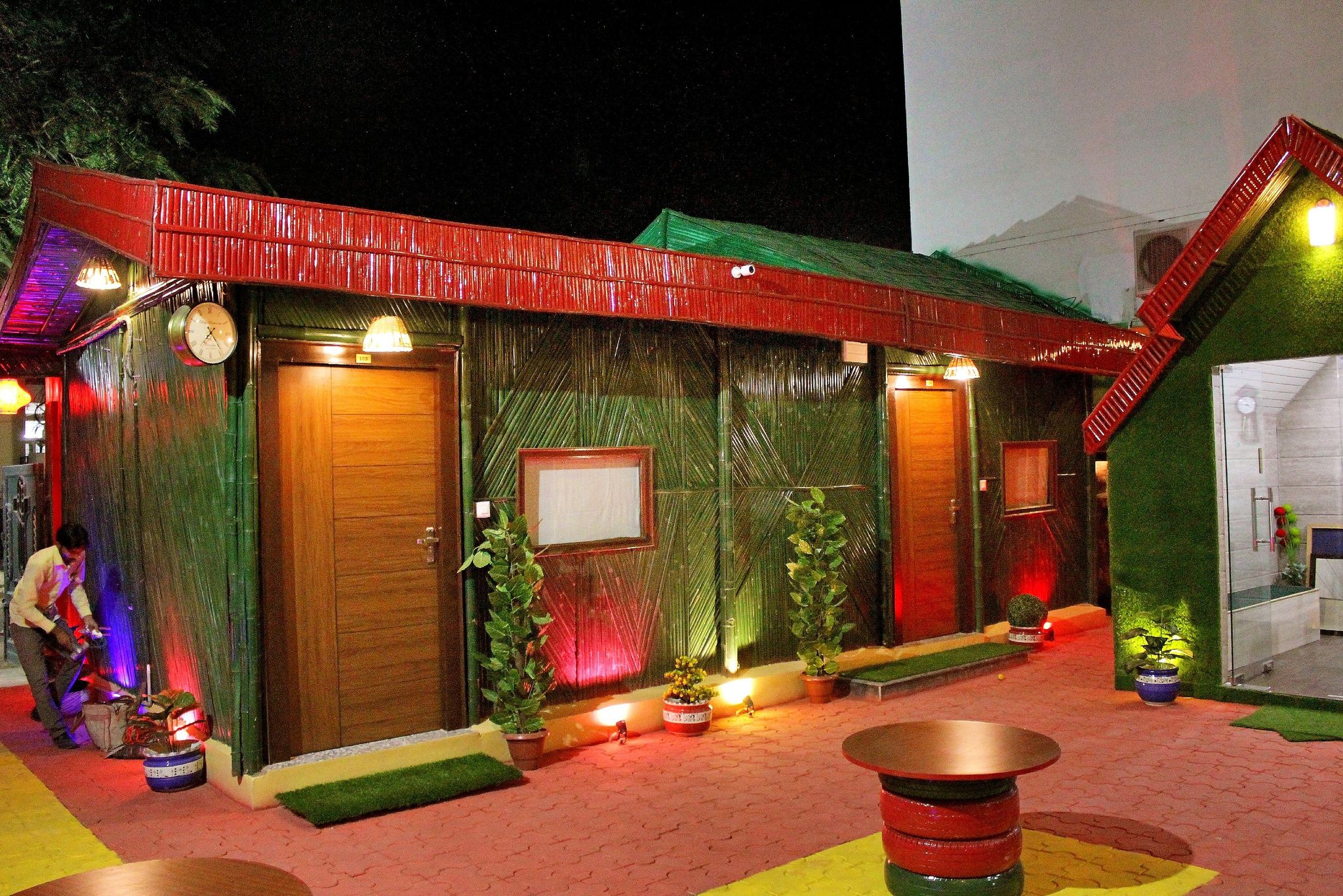 Hotel Bamboo Castle