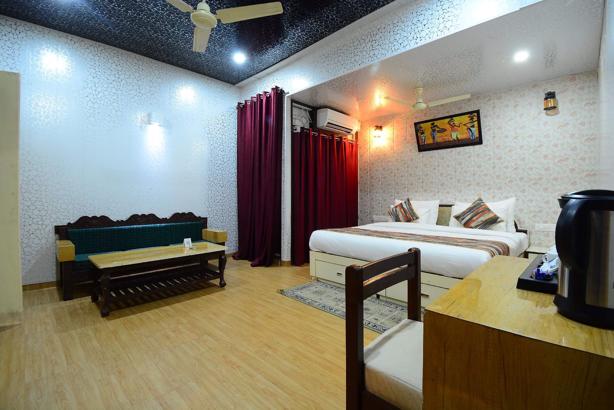 Hotel Bamboo Castle