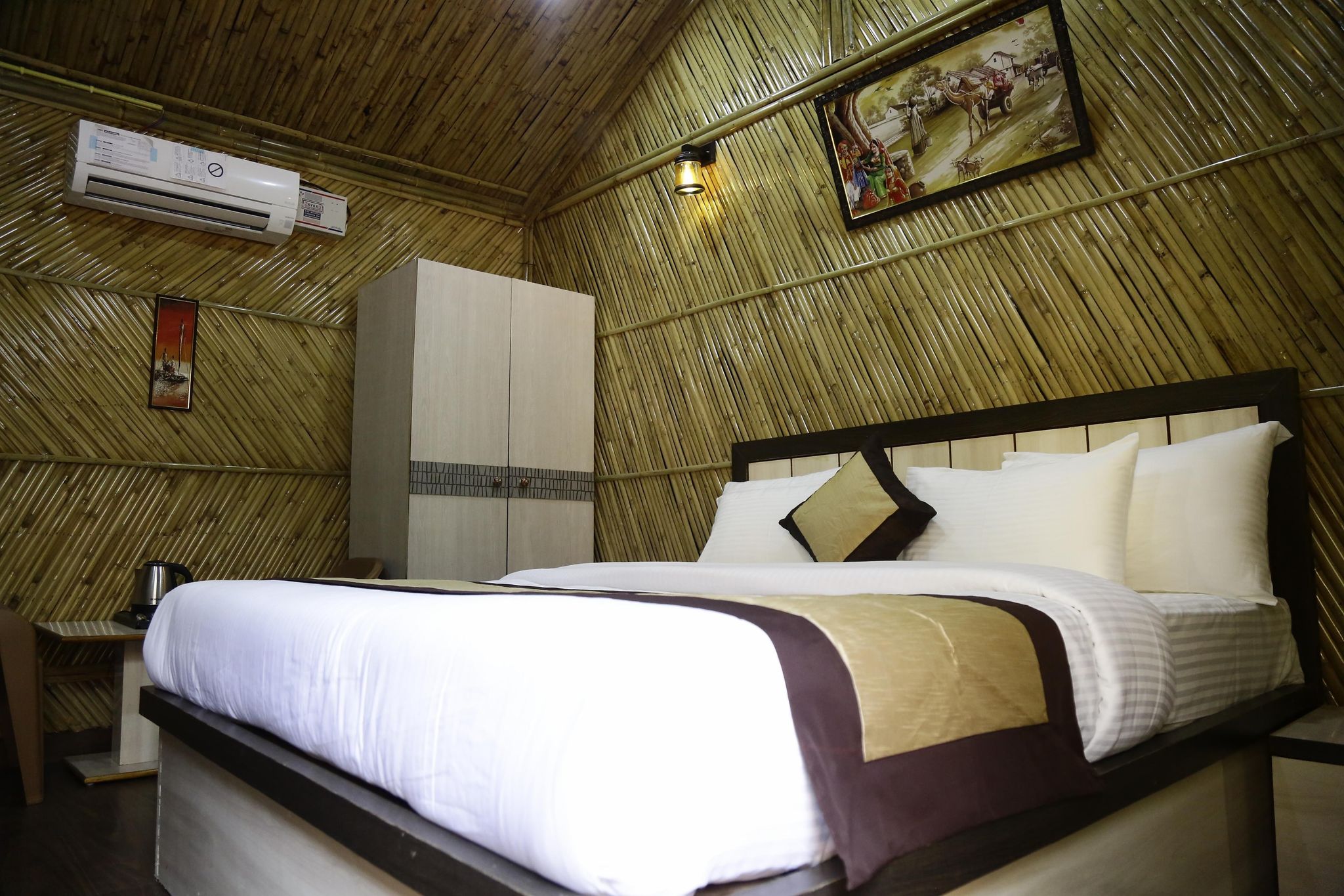 Hotel Bamboo Castle