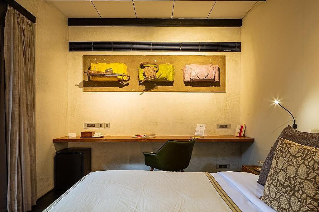 The Postcard Mandalay Hall, Kochi Standard Double Room 5