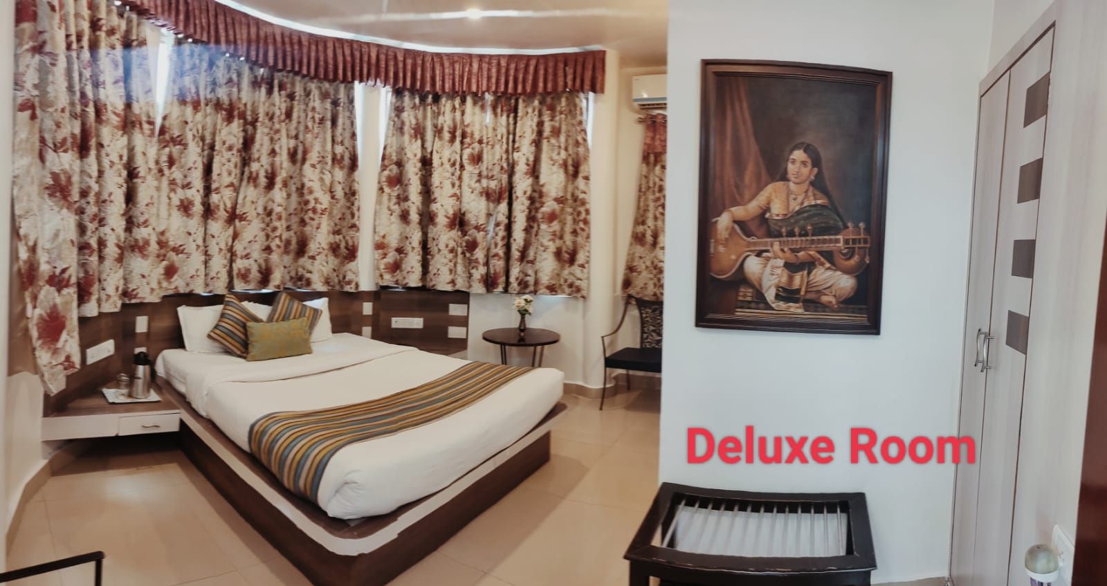 Hotel Lake Inn Deluxe Room AC 5