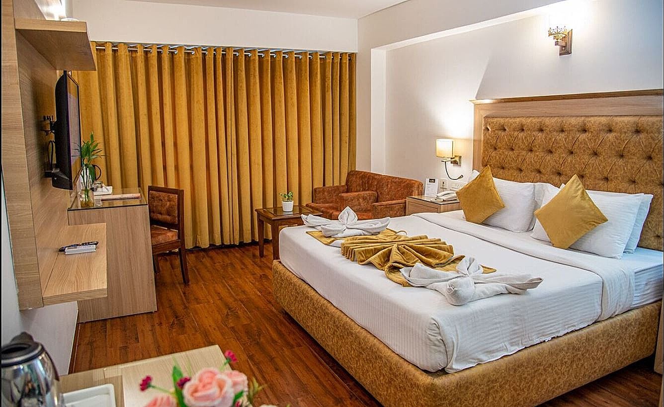 Hotel Sun Park, Zirakpur Deluxe AC Room 2