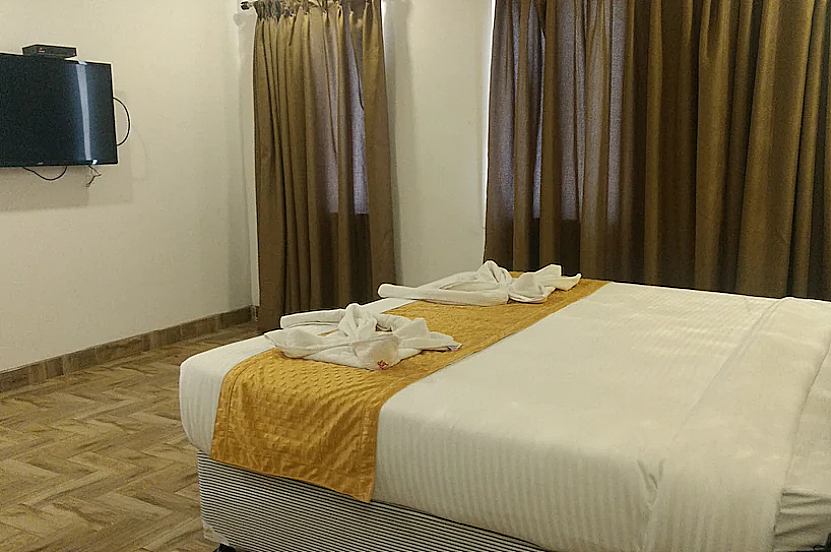 Calangute Beach Resort Deluxe Room