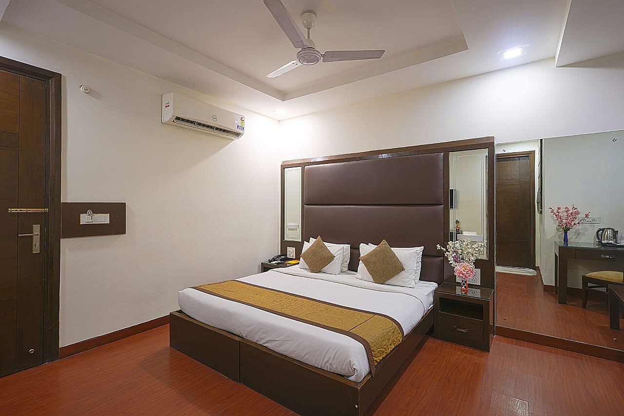 Deluxe Double or Twin Room
