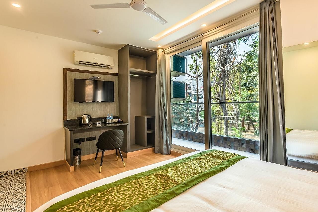 Hotel Mayur Vihar Deluxe Double Room