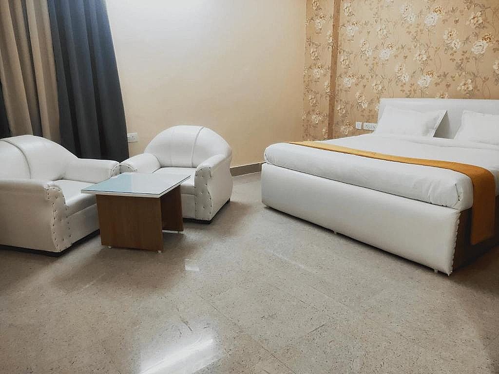 The Divine Residency Deluxe Double Room 3