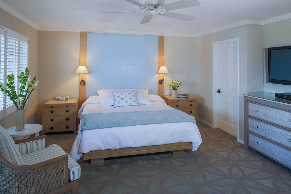 undefined Scripps Inn La Jolla Cove